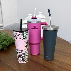 Starbucks, Stanley, vitamix Tumbler